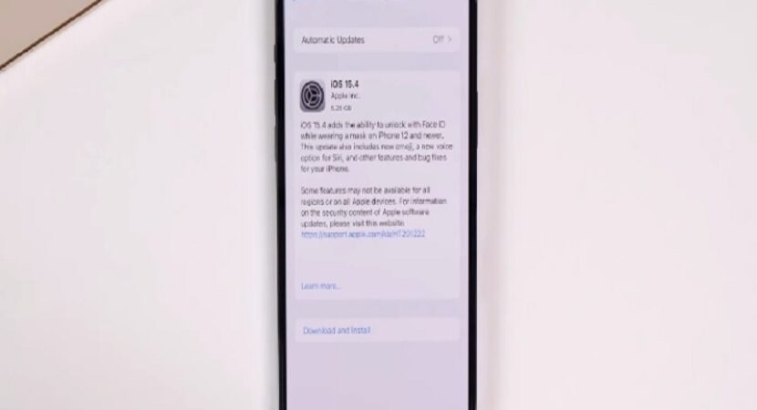 iOS 15.4