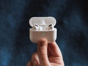 Apple AirPods Pro 2